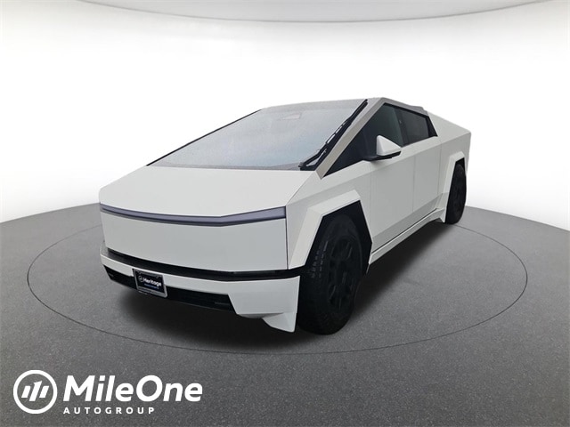 2024 Tesla Cybertruck Rear-Wheel Drive's photo