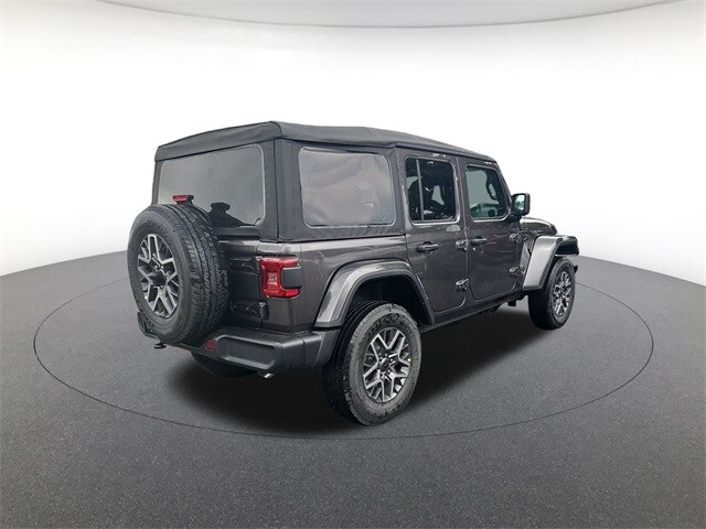 2025 Jeep Wrangler Sahara Sport photo 4