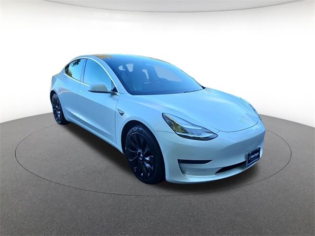 2019 Tesla Model 3 Performance photo 3