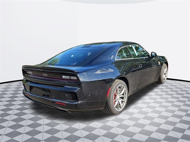 2025 Dodge Charger Daytona Scat Pack photo 4