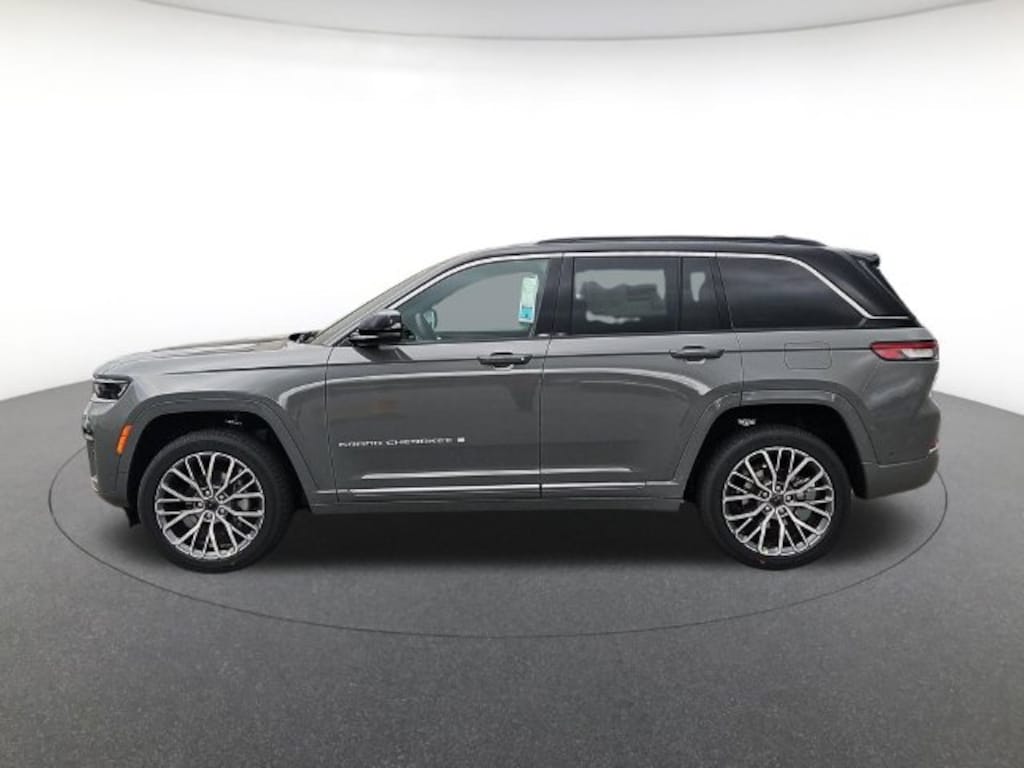 New 2027 Jeep Grand Cherokee Summit Sport Utility