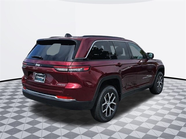 2025 Jeep Grand Cherokee Limited photo 4