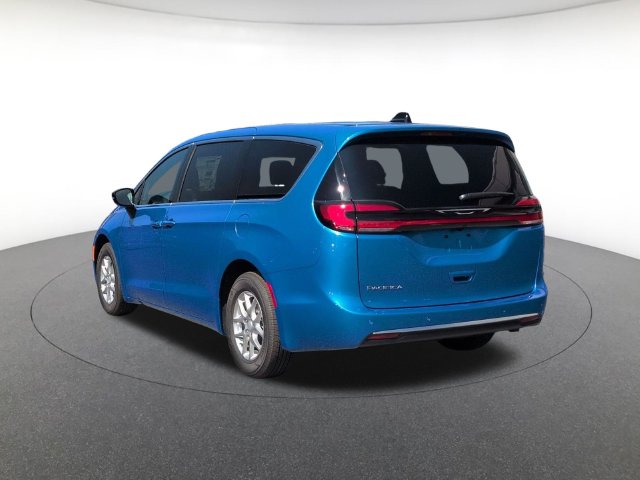 New 2027 Chrysler Pacifica Select Passenger Van