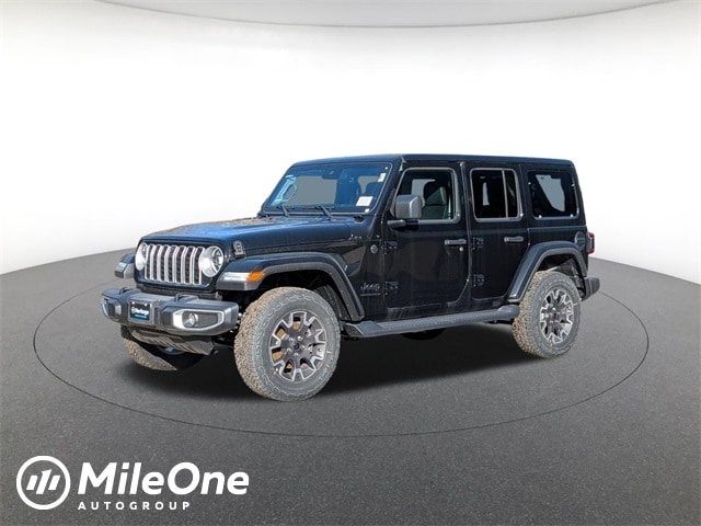 2025 Jeep Wrangler 4-Door Sahara's photo