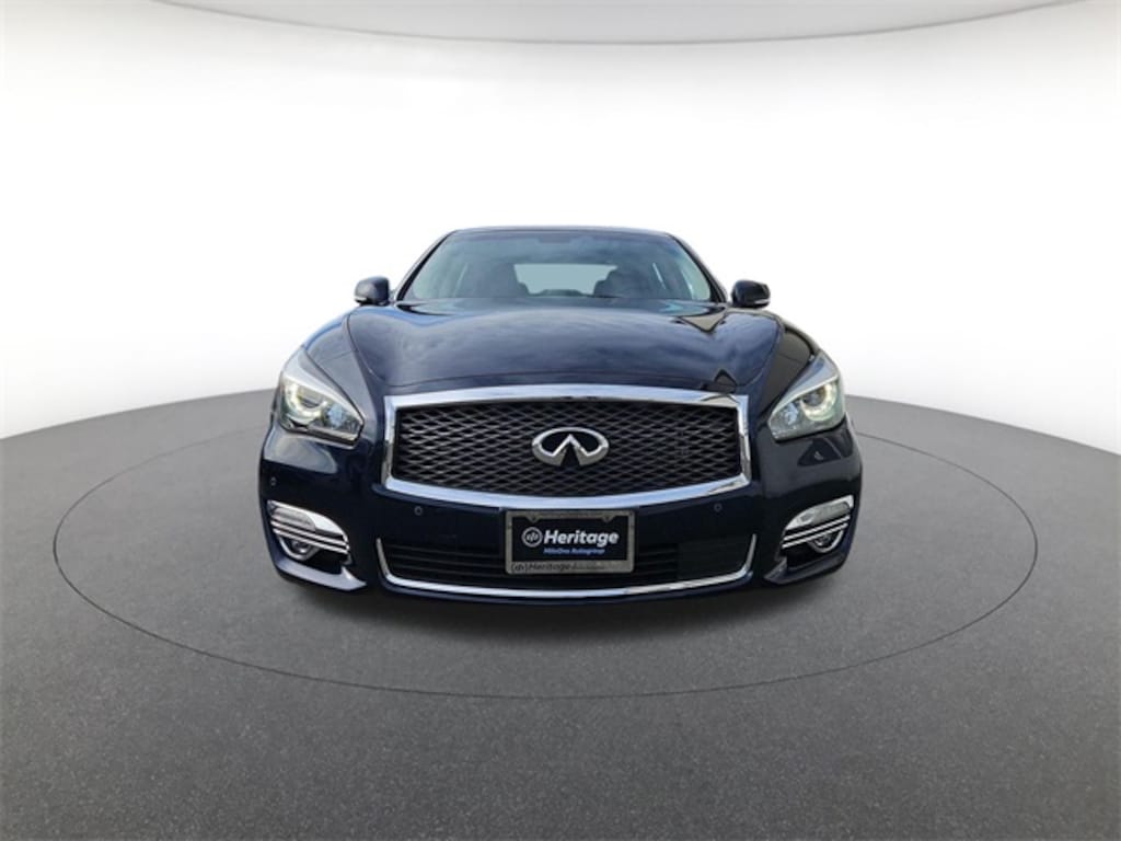 Used 2019 INFINITI Q70 3.7X Sedan