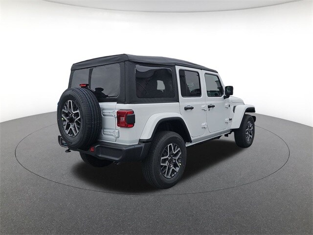 2025 Jeep Wrangler Sahara Sport photo 4
