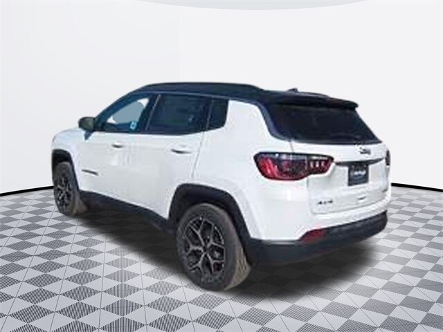 2025 Jeep Compass Limited photo 2