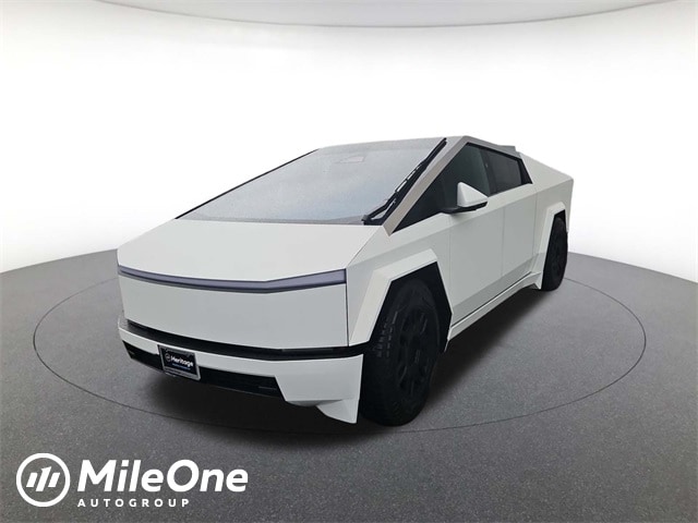 2024 Tesla Cybertruck Rear-Wheel Drive's photo