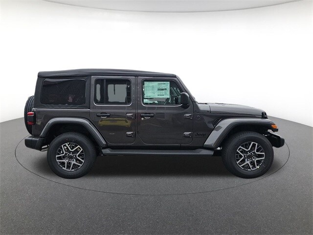 2025 Jeep Wrangler Sahara Sport photo 3