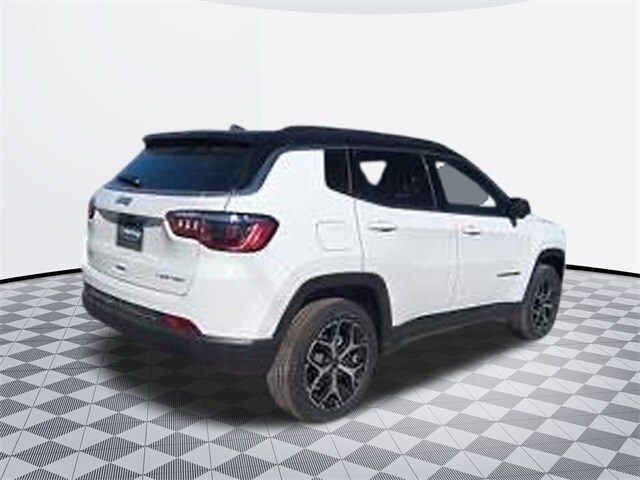 2025 Jeep Compass Limited photo 3