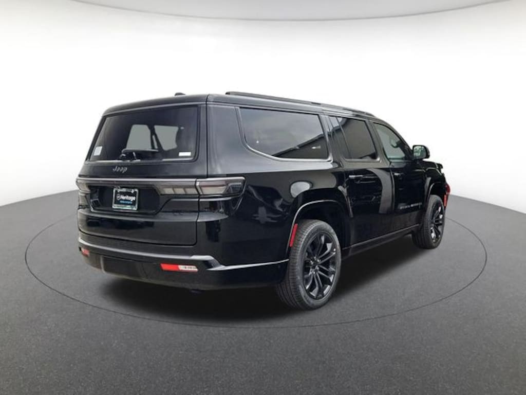 New 2026 Jeep Grand Wagoneer L Summit Sport Utility