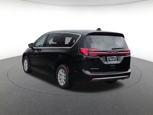 New 2027 Chrysler Pacifica Select Passenger Van