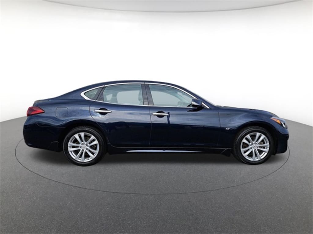 Used 2019 INFINITI Q70 3.7X Sedan