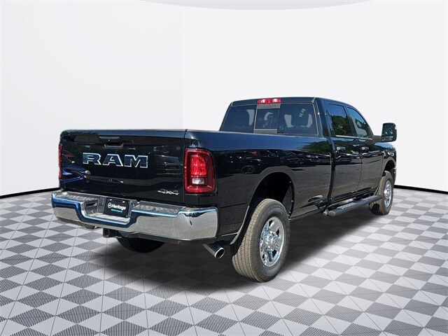 2025 Ram 2500 Tradesman photo 4