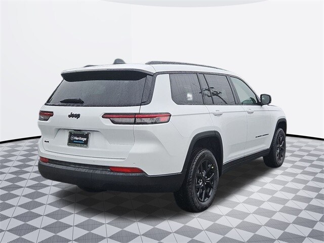 2025 Jeep Grand Cherokee Laredo Sport photo 4