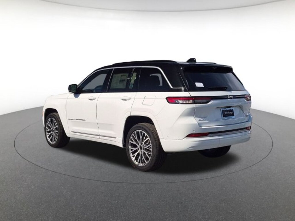 New 2027 Jeep Grand Cherokee Summit Sport Utility