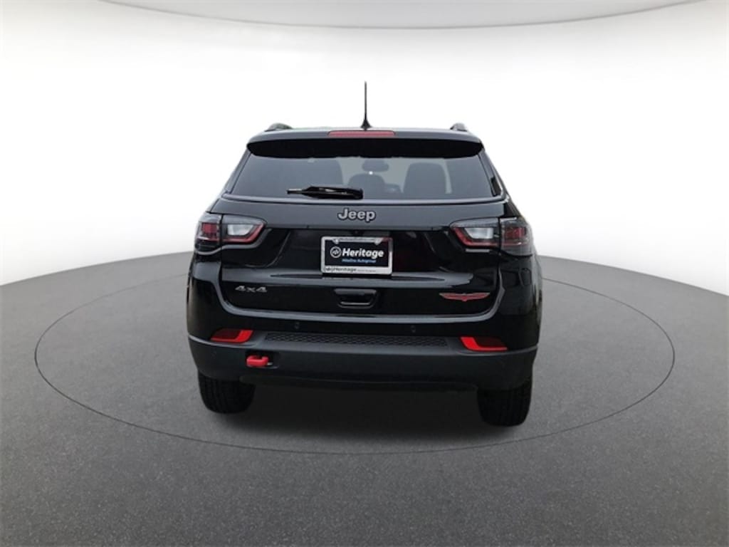 Used 2022 Jeep Compass Trailhawk SUV