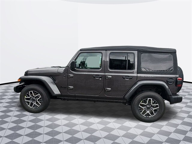 2025 Jeep Wrangler Sahara Sport photo 2