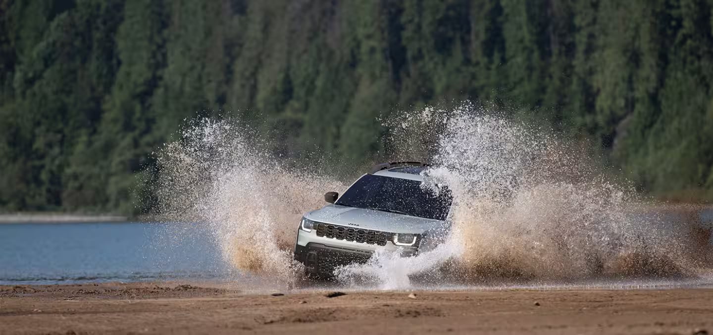 2026%20jeep%20cherokee%20splash.png