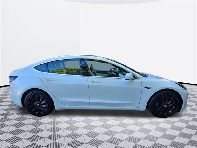 2019 Tesla Model 3 Performance photo 4