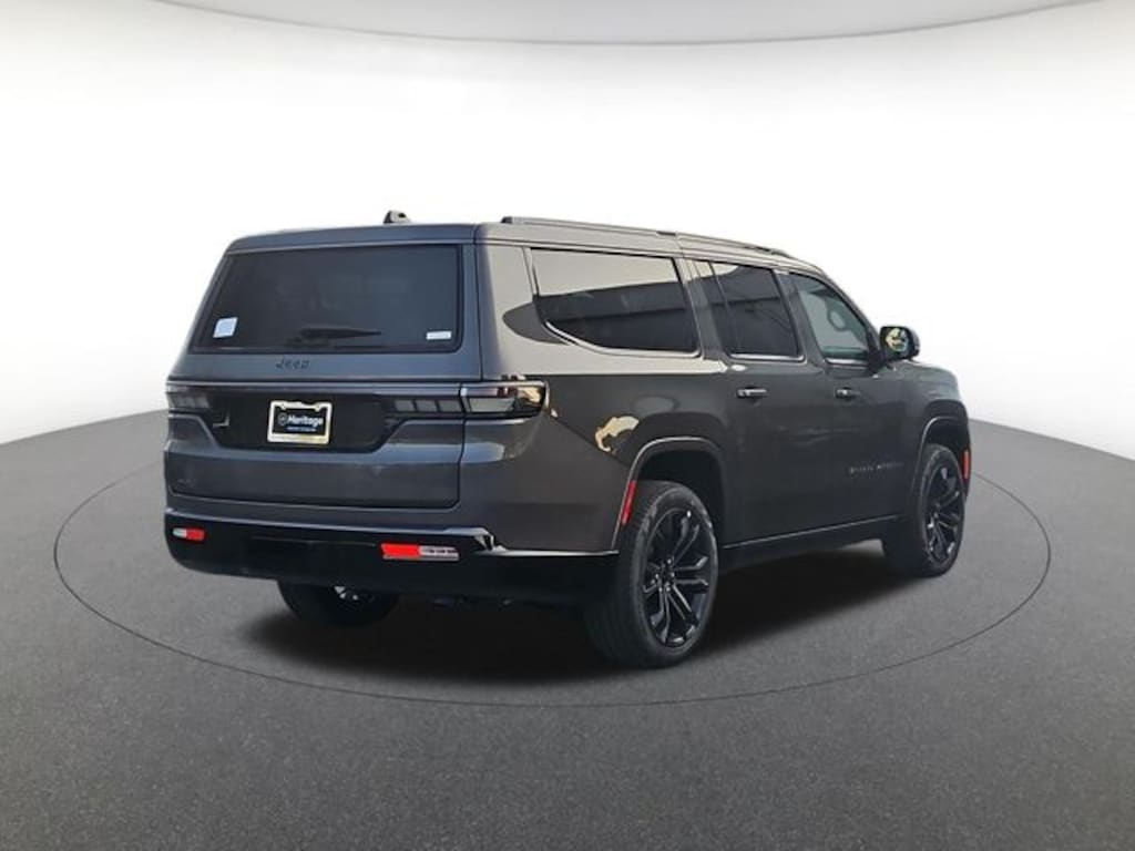New 2026 Jeep Grand Wagoneer L Summit Sport Utility