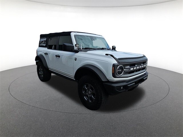 2023 Ford Bronco Big Bend photo 2
