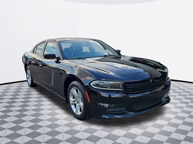 2022 Dodge Charger SXT photo 2