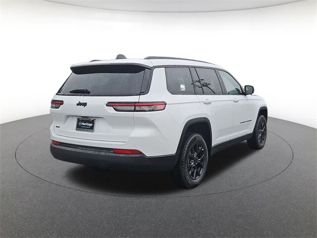 2025 Jeep Grand Cherokee Laredo Sport photo 4