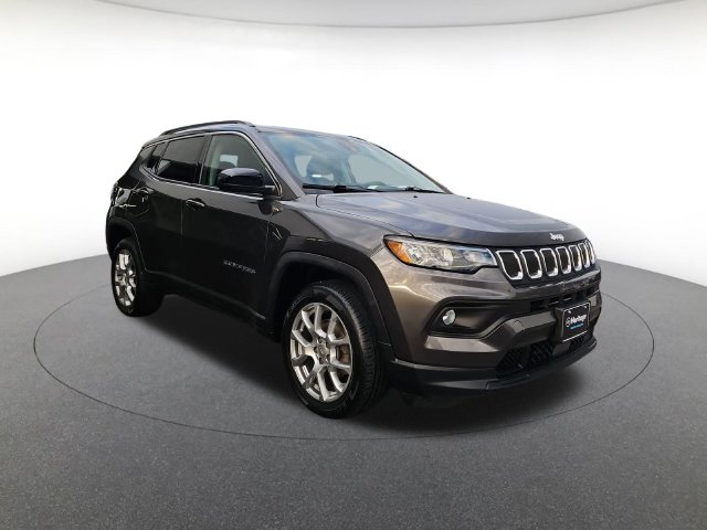 Used 2022 Jeep Compass Latitude Lux SUV