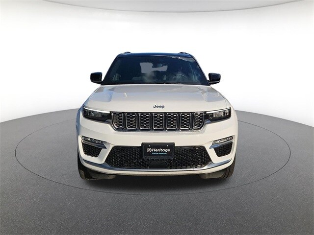 2023 Jeep Grand Cherokee Summit 4xe photo 2