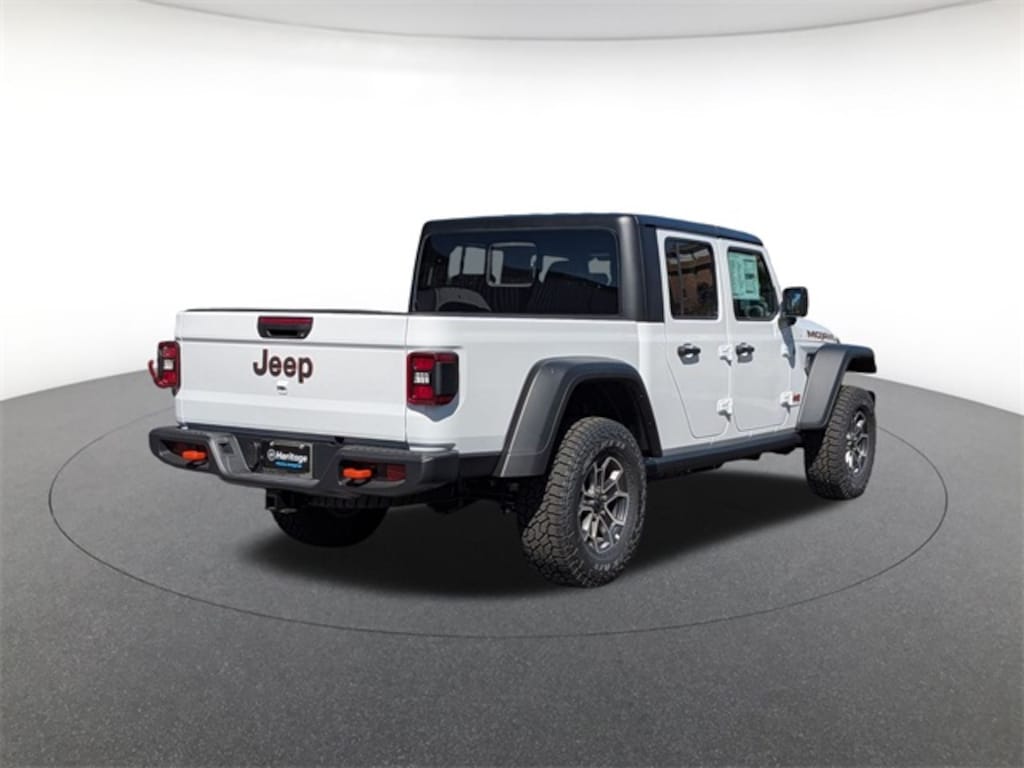 New 2025 Jeep Gladiator Mojave Pickup