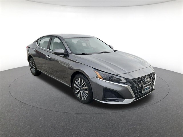 2023 Nissan Altima 2.5 SV photo 2