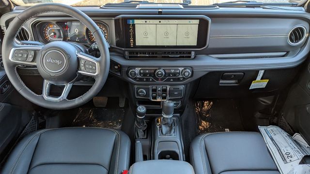 2025 Jeep Wrangler 4-Door Sahara - Photo 7