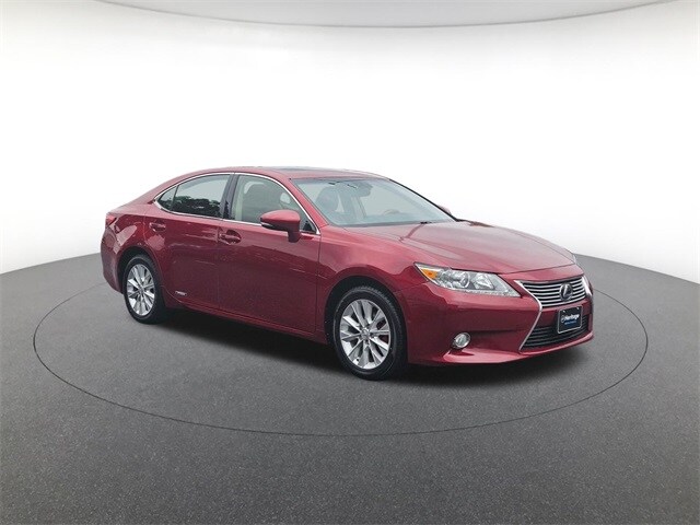 2013 Lexus ES 300h photo 3