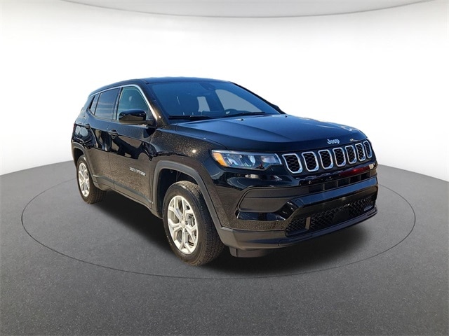 2024 Jeep Compass Sport photo 2