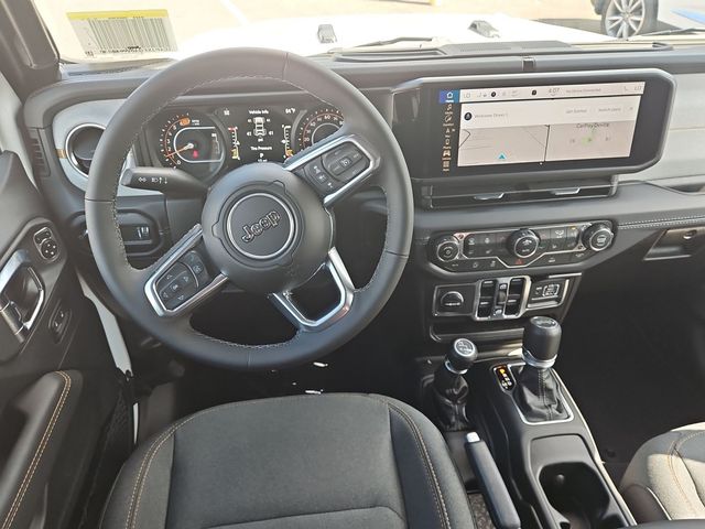 2025 Jeep Wrangler 4-Door Sahara - Photo 8