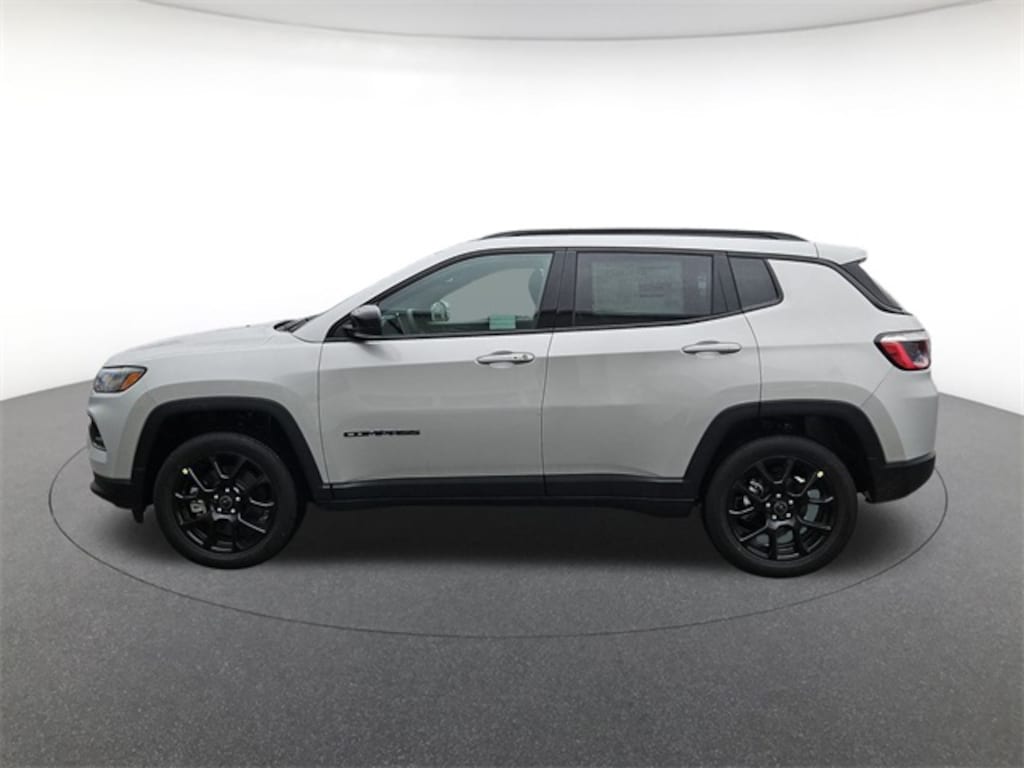 New 2026 Jeep Compass Latitude Sport Utility