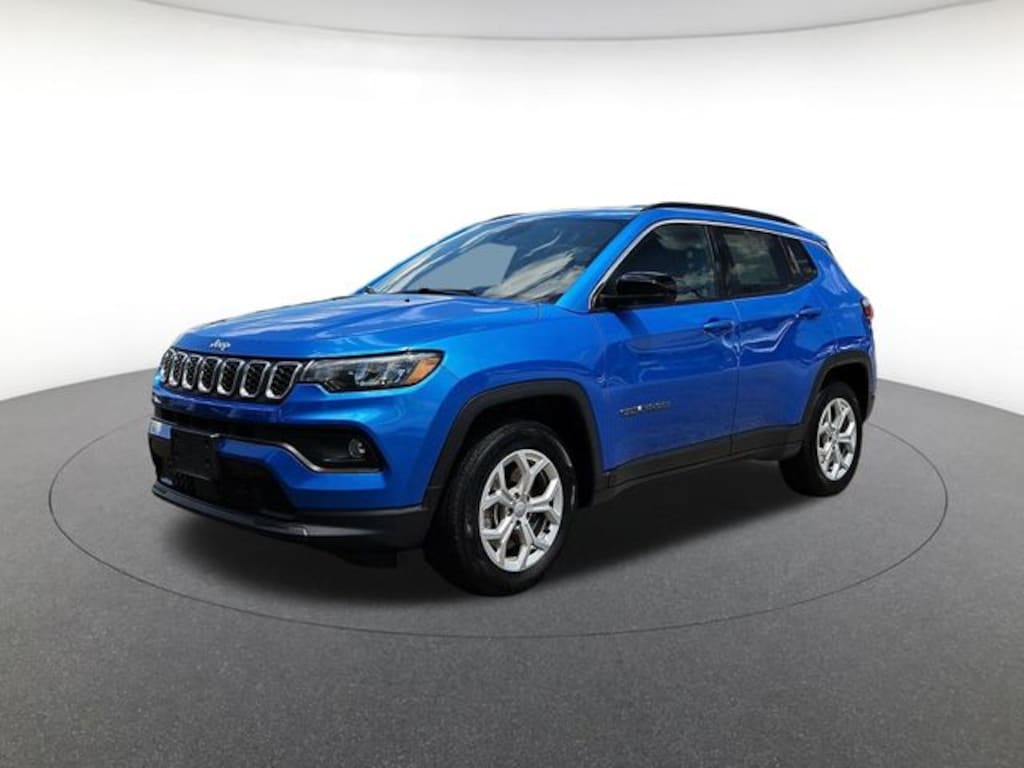 Used 2024 Jeep Compass Latitude SUV