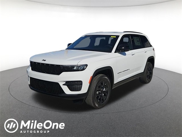 2025 Jeep Grand Cherokee Altitude's photo