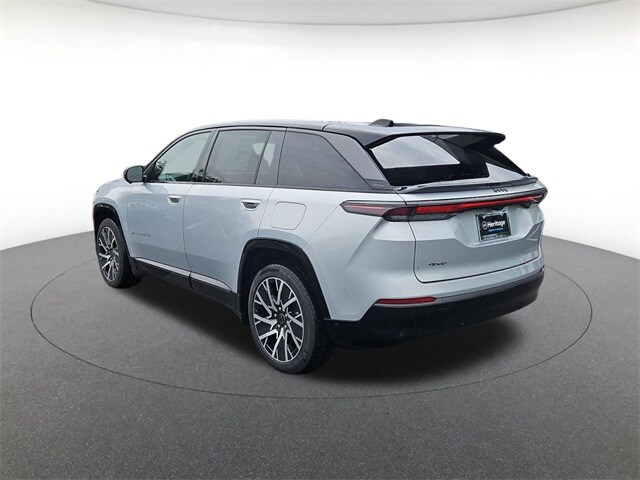 2025 Jeep Wagoneer S Limited photo 3