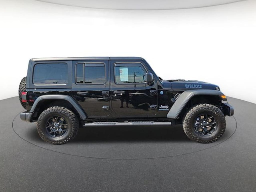 Used 2025 Jeep Wrangler Willys 4xe SUV