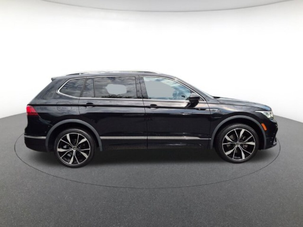 Used 2023 Volkswagen Tiguan 2.0T SEL R-Line SUV