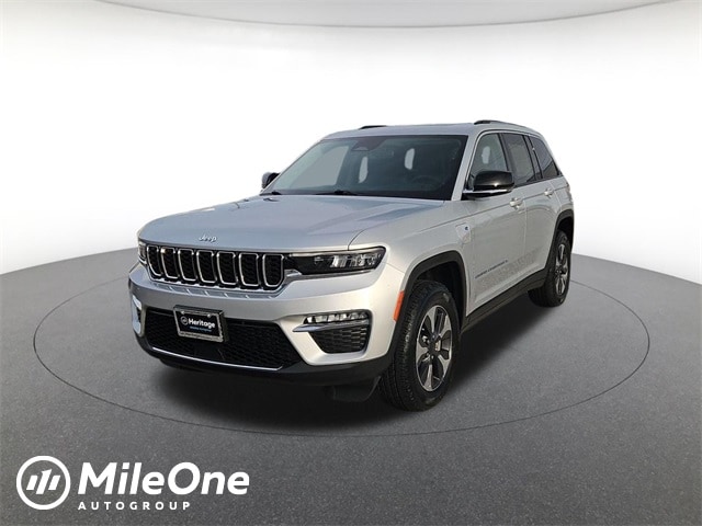 2022 Jeep Grand Cherokee 4xe's photo