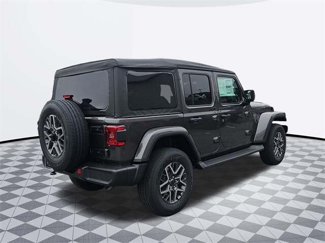 2025 Jeep Wrangler Sahara Sport photo 4