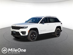 2025 Jeep Grand Cherokee Laredo Sport Utility