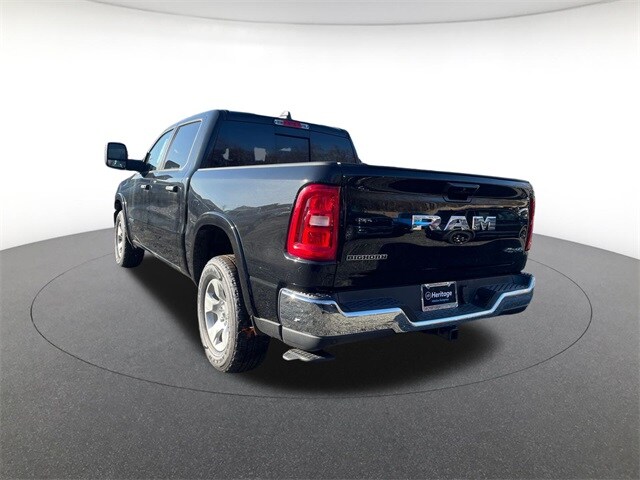 2025 Ram 1500 Big Horn Lone Star photo 3