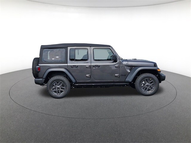 2025 Jeep Wrangler Sport photo 3