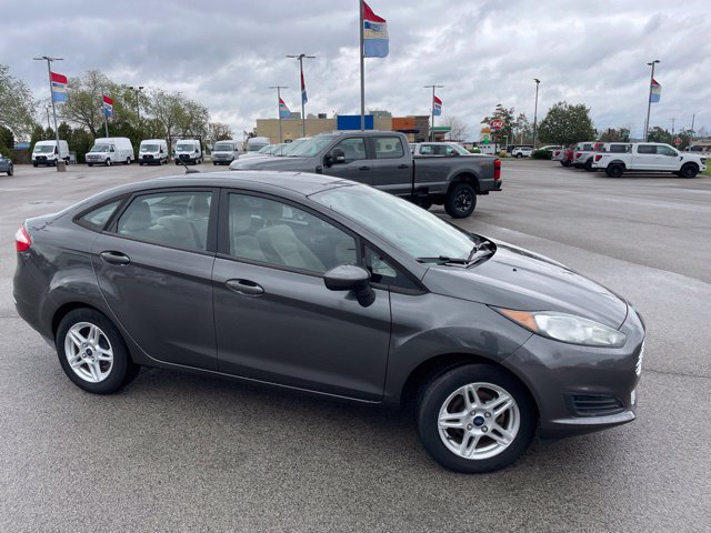 Used 2017 Ford Fiesta SE with VIN 3FADP4BJ1HM152992 for sale in Corydon, IN