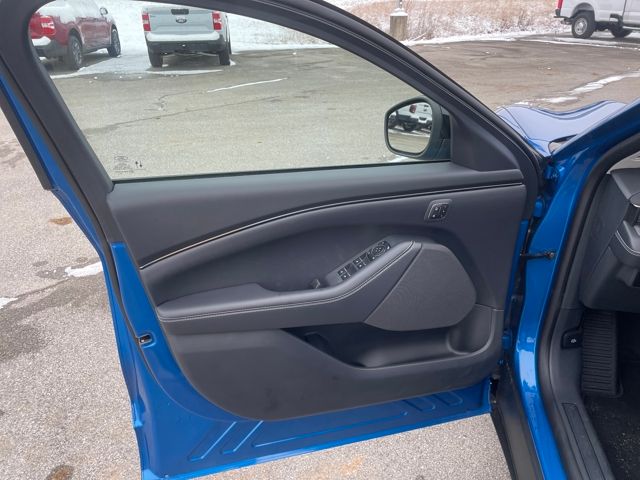 2025 Ford Mustang Mach-E Select - Photo 20