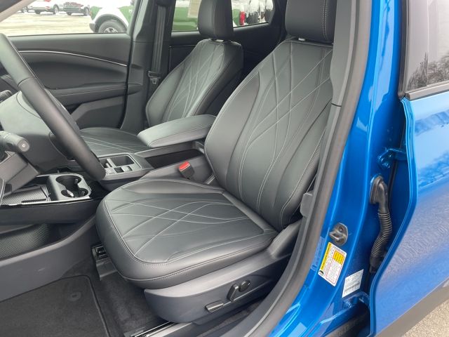 2025 Ford Mustang Mach-E Select - Photo 23